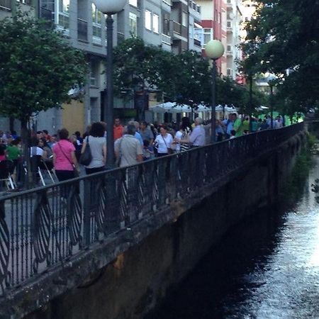 Pension-Albergue Puente Ribeira Sarria Eksteriør bilde