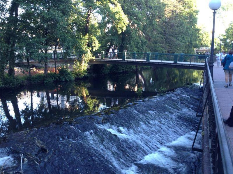 Pension-Albergue Puente Ribeira Sarria Eksteriør bilde