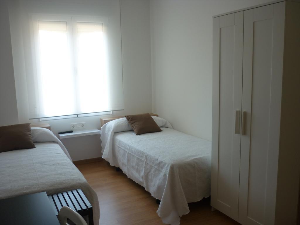 Pension-Albergue Puente Ribeira Sarria Rom bilde