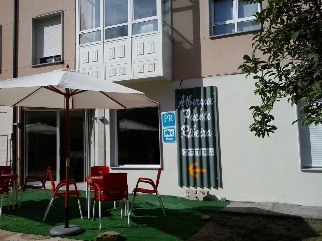 Pension-Albergue Puente Ribeira Sarria Eksteriør bilde